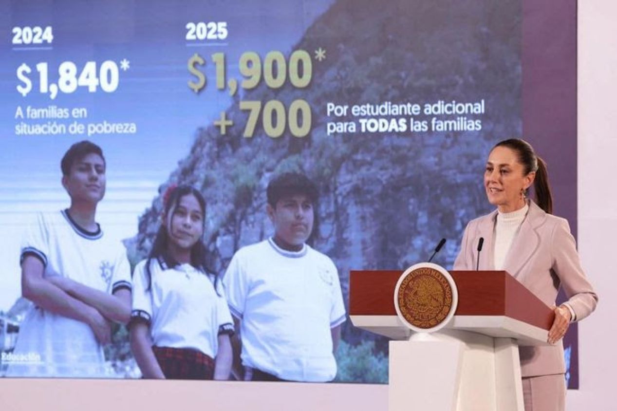 Claudia Sheinbaum presenta beca "Rita Cetina" y acciones tras huracán en México