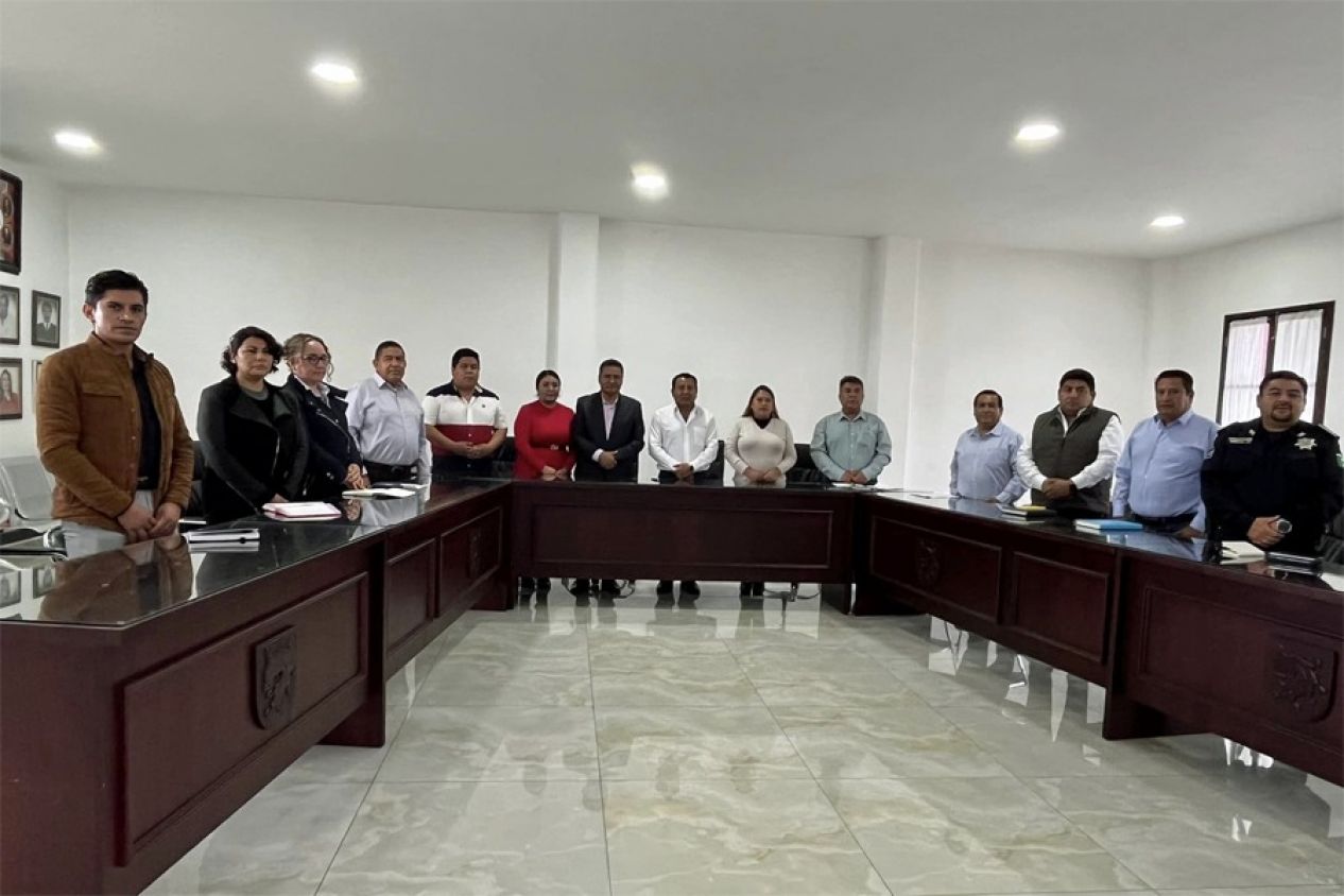 Instalan Comisión de Transición en Coronango para el periodo 2024-2027