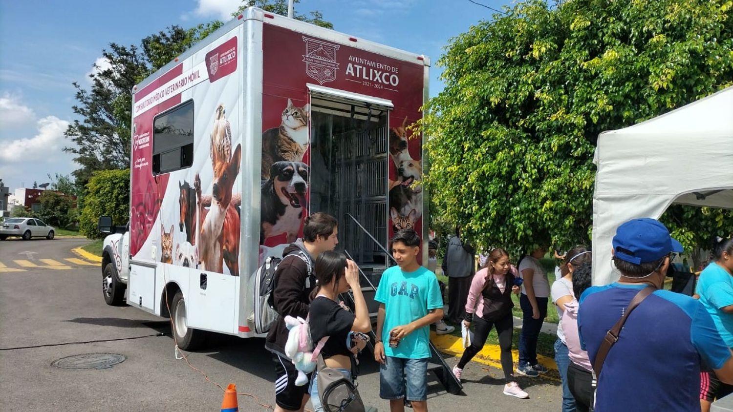 Atlixco lanza consultorio veterinario móvil con servicios gratuitos para mascotas