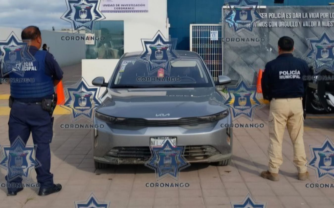Detienen en Coronango a hombre por conducir vehículo con reporte de robo