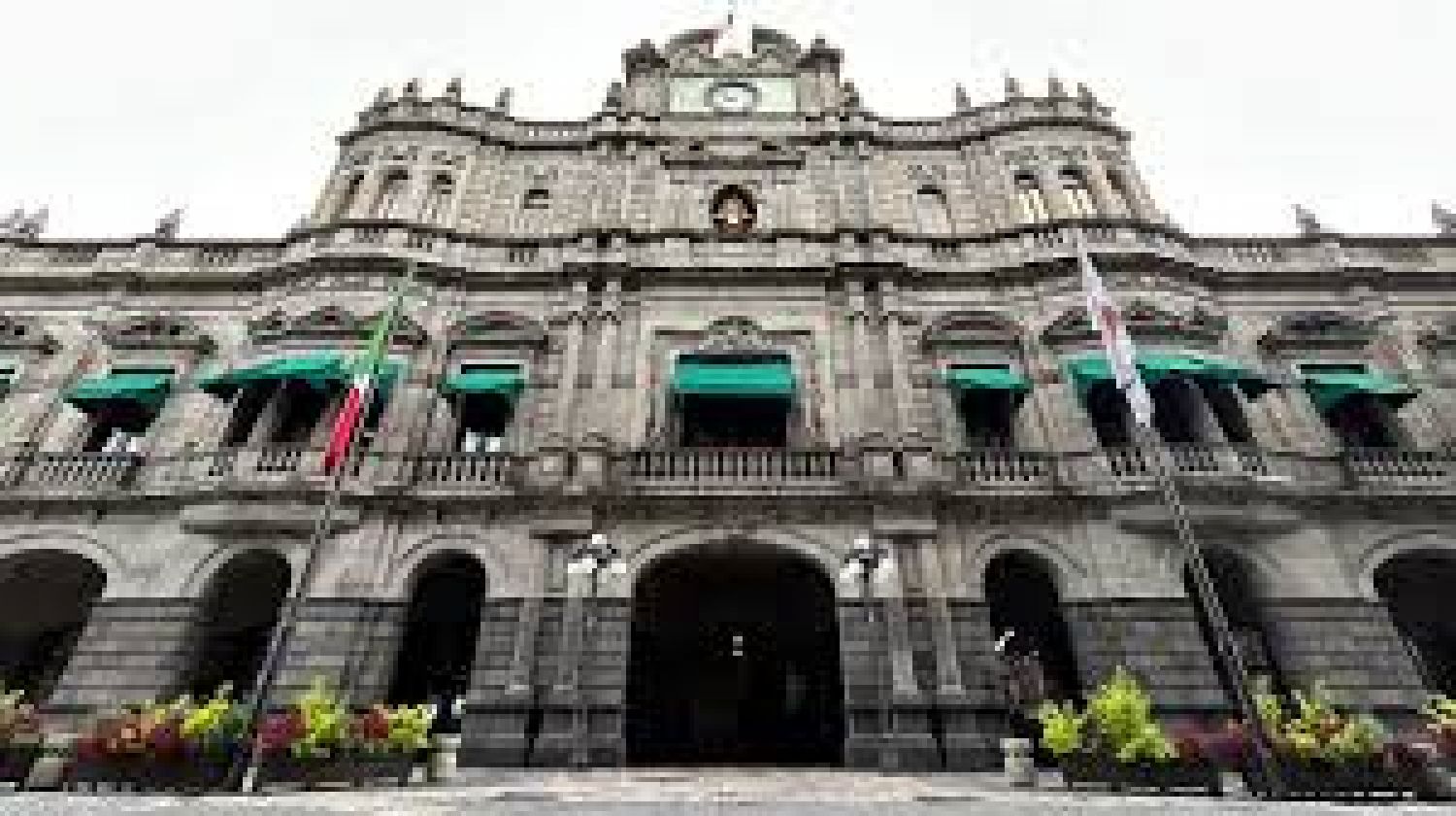 Abren más de 30 investigaciones contra exfuncionarios de Normatividad en Puebla