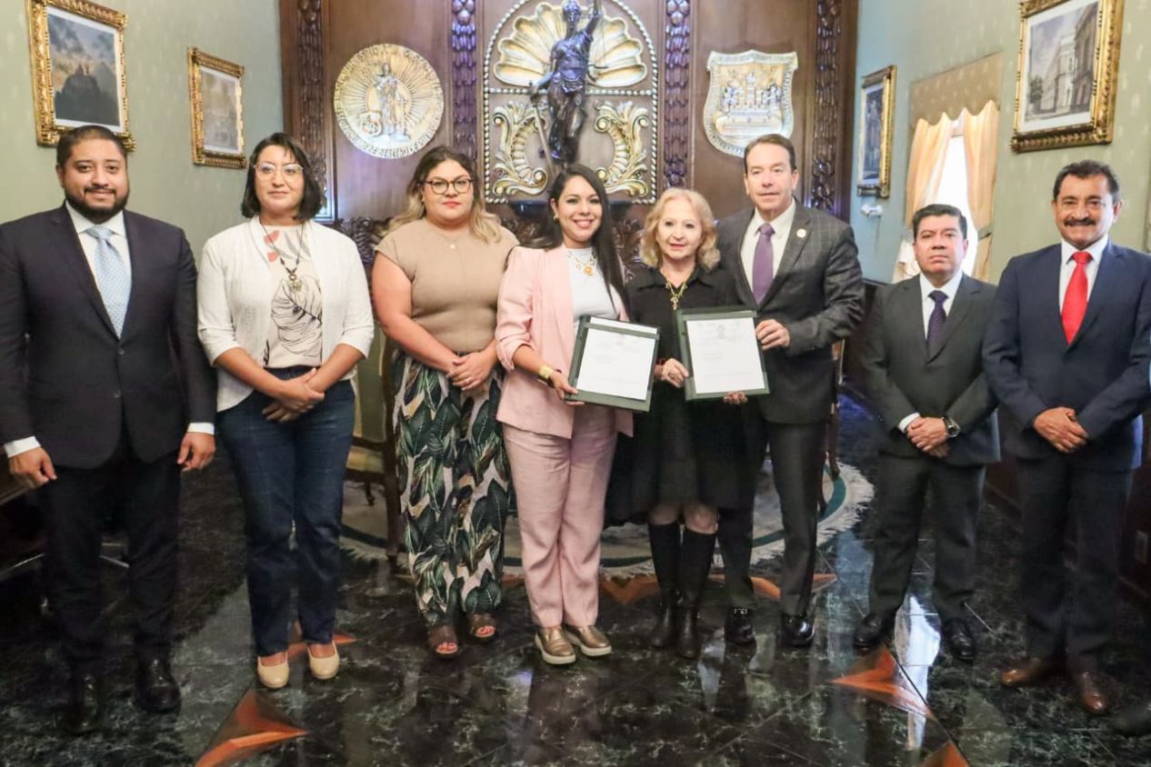 Firman Gobierno de Cholula y Escuela Libre de Derecho convenio de colaboración