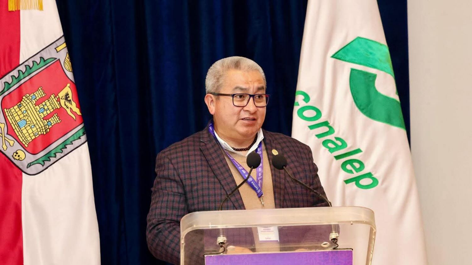 Funcionario de Tlaxcala usaría investidura para posicionarse en encuestas