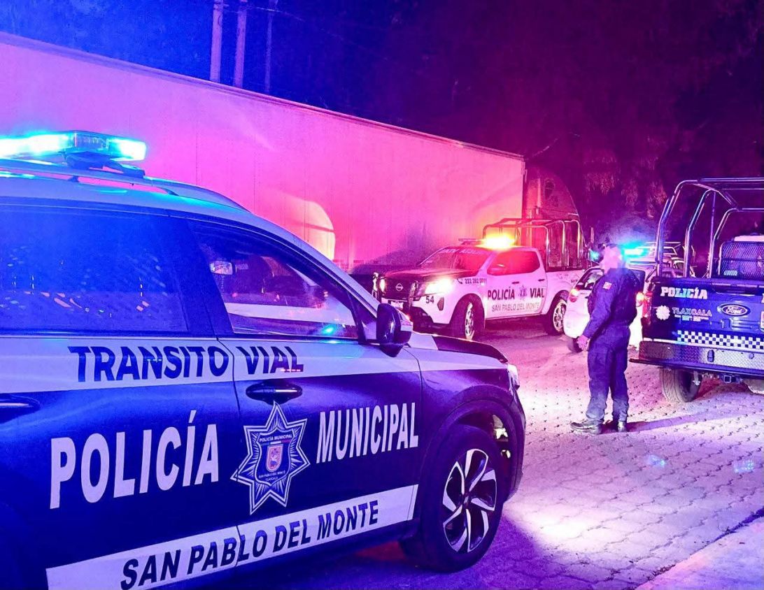 Tractocamion con reporte de robo es localizado en San Pablo del Monte