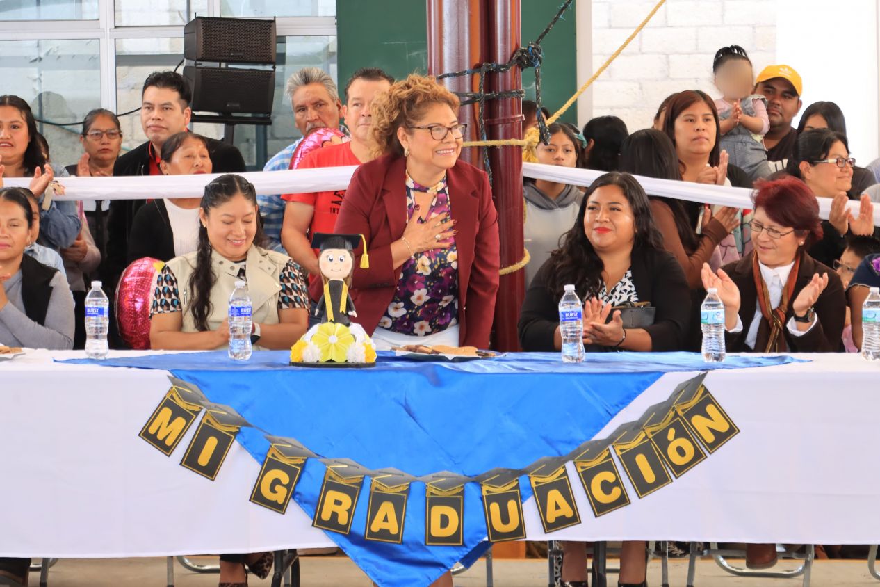Preside Tere Alfaro clausuras de los CAIC de Cuautlancingo 