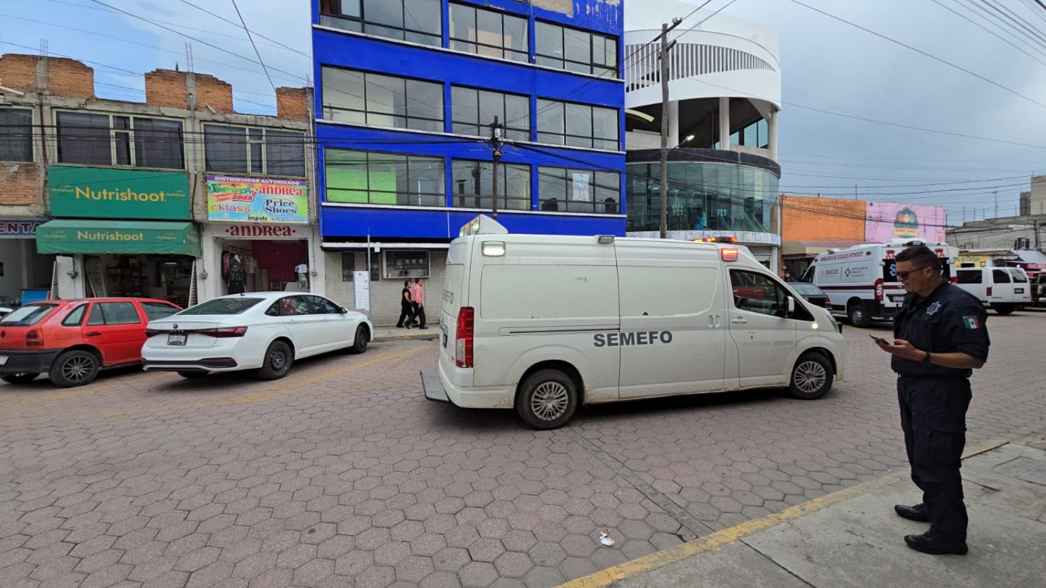 Hallan sin vida a hombre de la tercera edad en baños públicos de Chiautempan