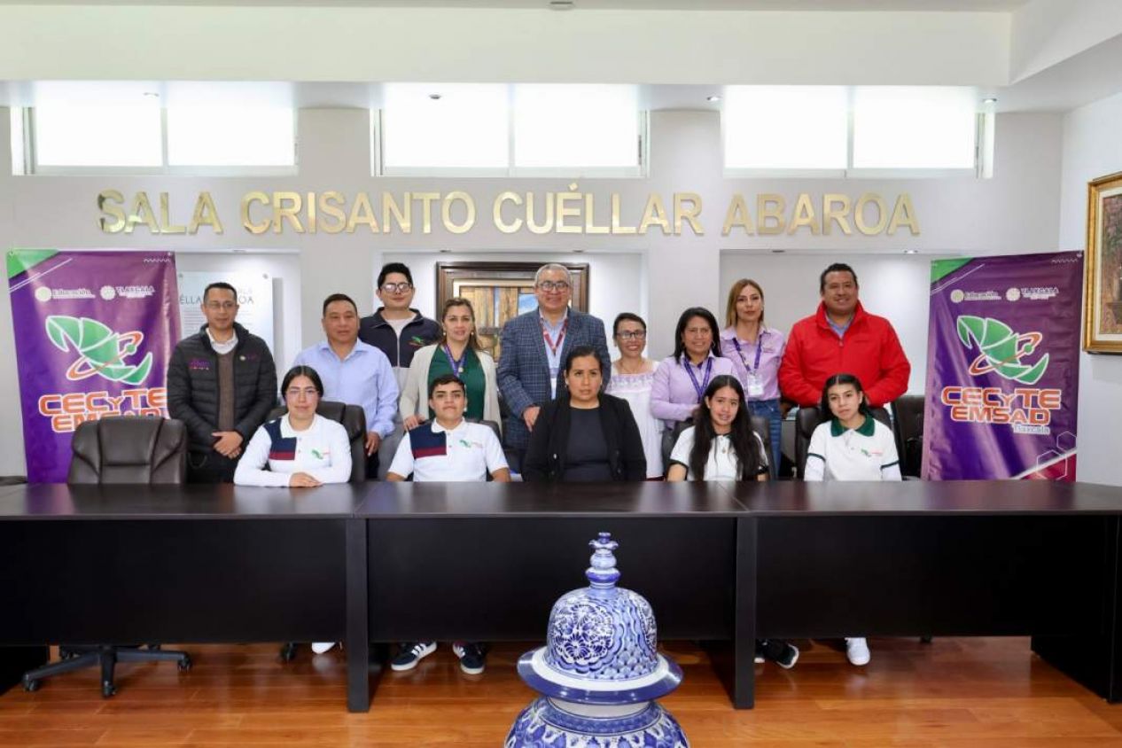Estudiantes de Emsad Emiliano Zapata triunfan en Colombia con biocosmética sustentable