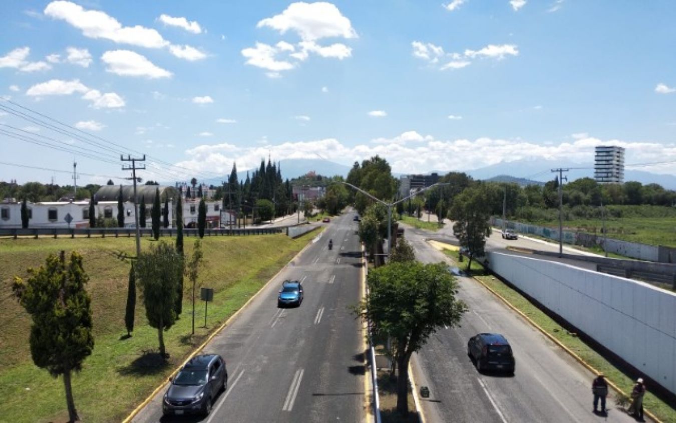 Gobierno de Puebla da inicio a rehabilitación de laterales de Recta a Cholula