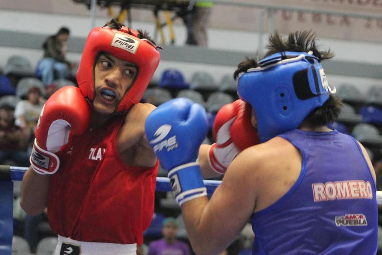 Pugilistas tlaxcaltecas Kaled Ramírez y Tais Escárcega avanzan firmes al podio