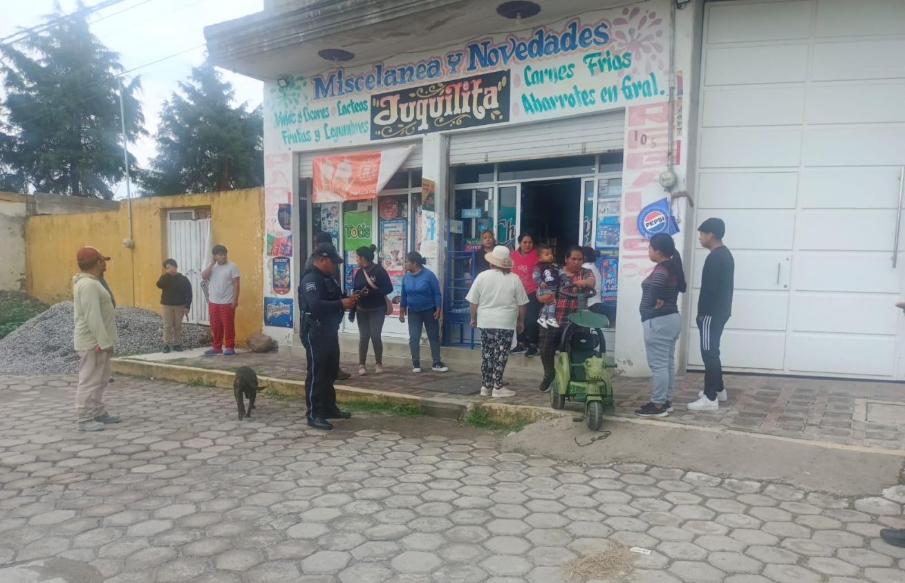 Comando armado asalta tienda de abarrotes en Tlaltelulco y se lleva 50 mil pesos