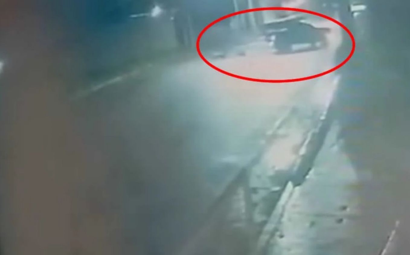 Dos adolescentes arrollados en Los Reyes de Juárez; conductor huye del lugar
