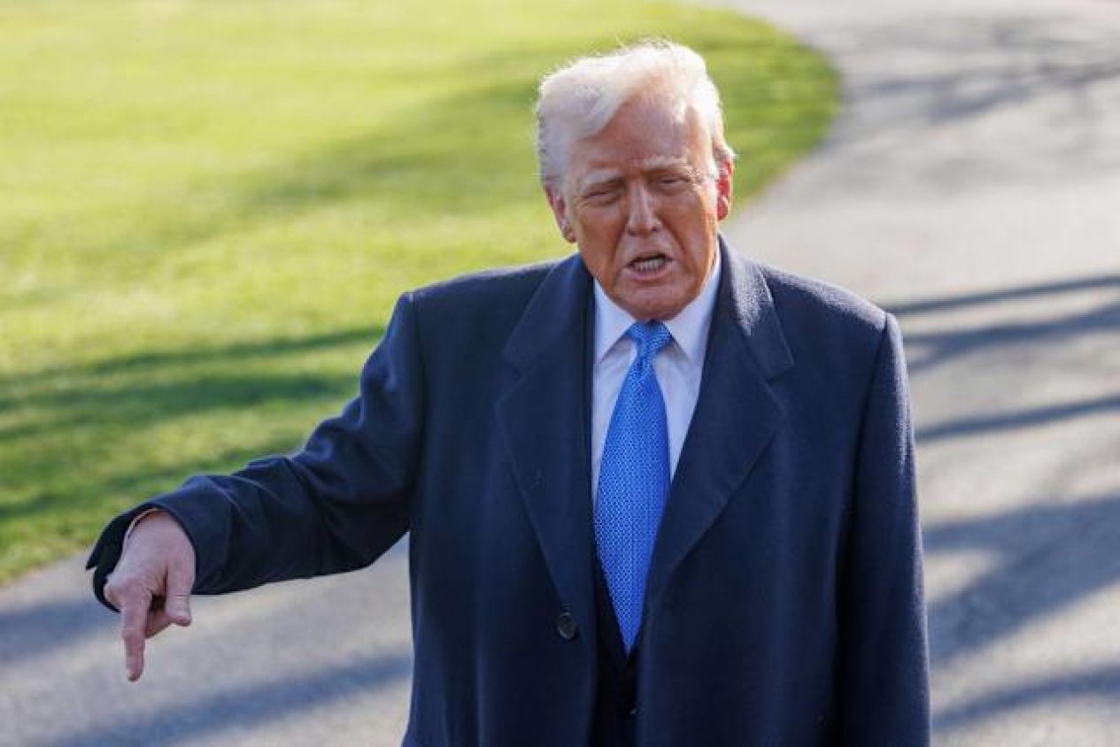 Trump impone arancel del 25% a países que compren petróleo a Venezuela