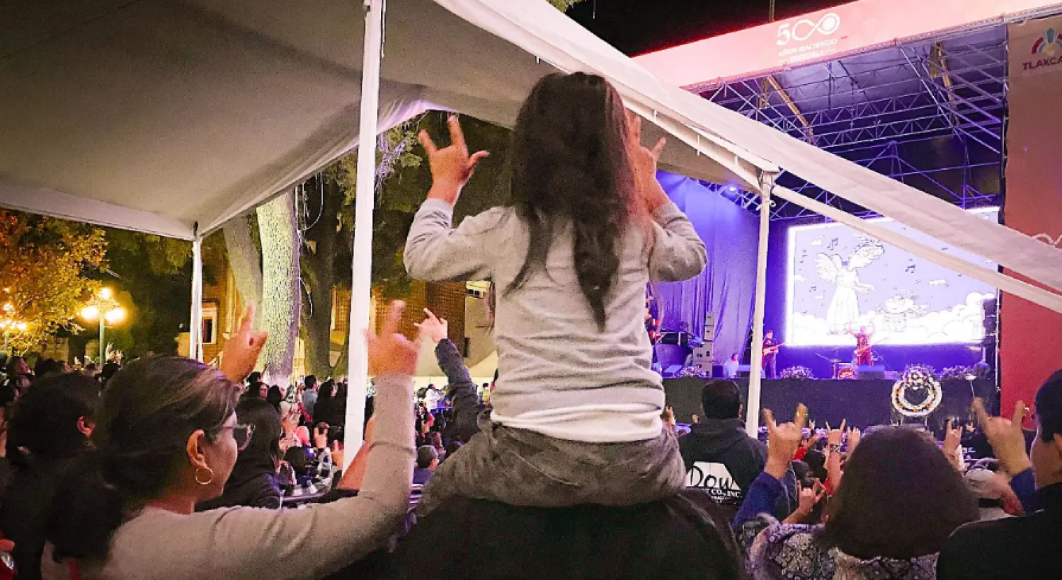 “Patita de Perro” llena de alegría el zócalo de Tlaxcala por los 500 años