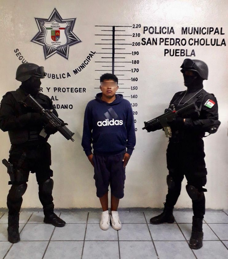 Recupera grupo táctico de San Pedro auto robado, presuntamente usado para un atraco; hay un detenido 