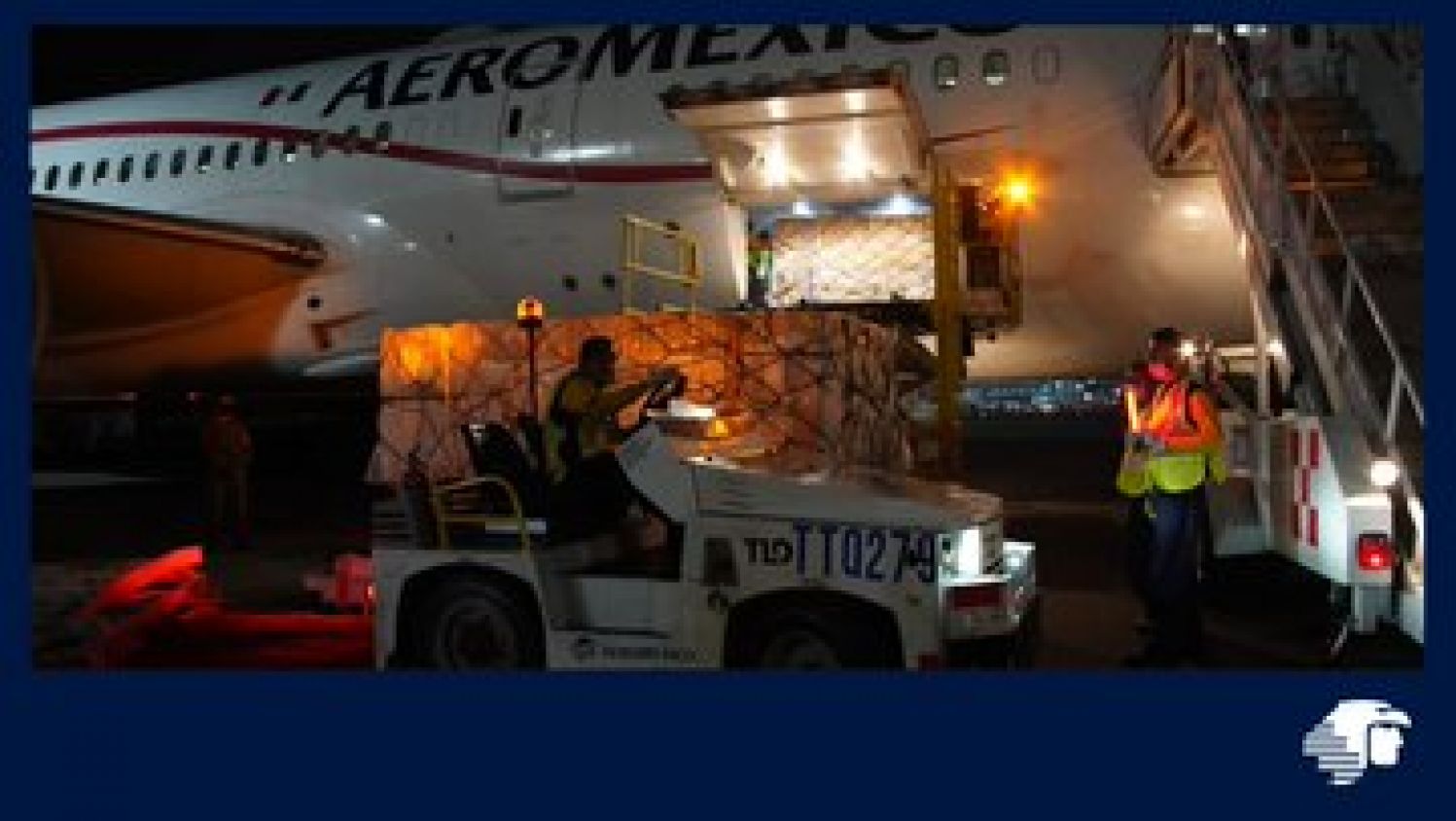 Aterriza en México segundo vuelo procedente de China con 11 toneladas de equipo médico