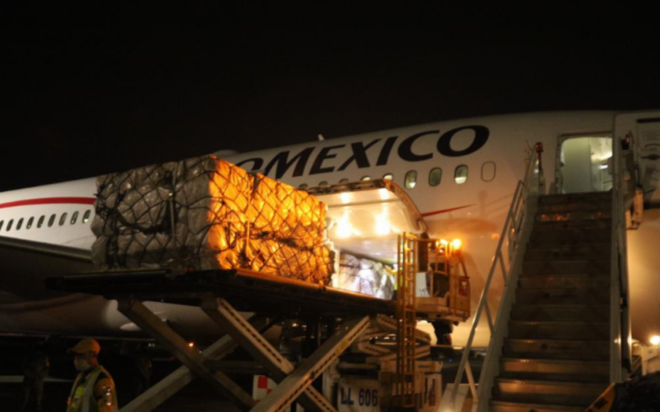 Puente aéreo entre México y China para equipos médicos incluirá 11 aviones: López-Gatell