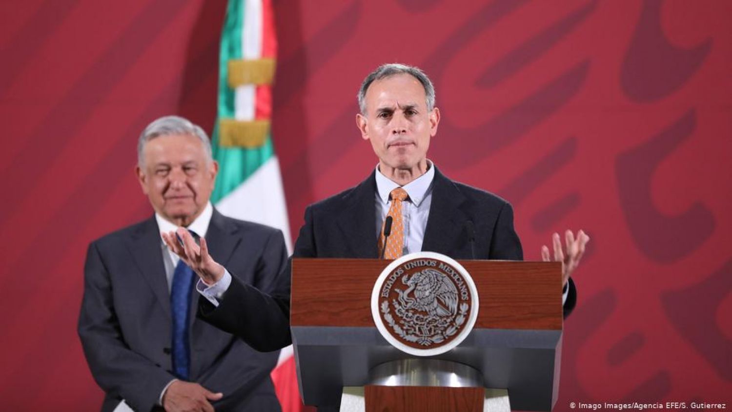 Sector salud ha hecho un manejo responsable respecto a la pandemia: AMLO sobre decesos por COVID-19 en México