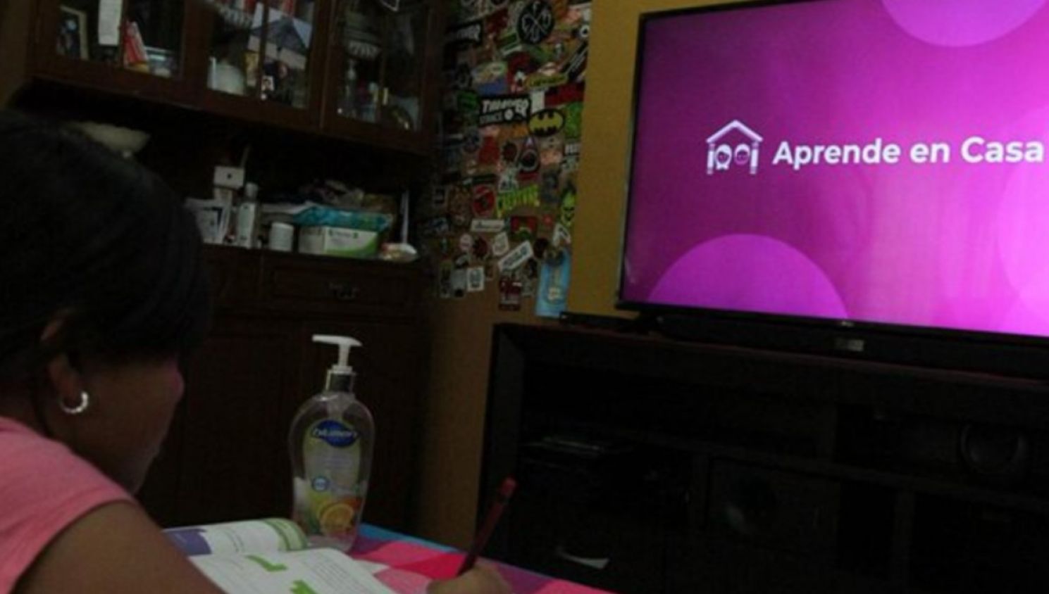 Paso a paso: Cómo programar tu televisor para ver Aprende en Casa 2