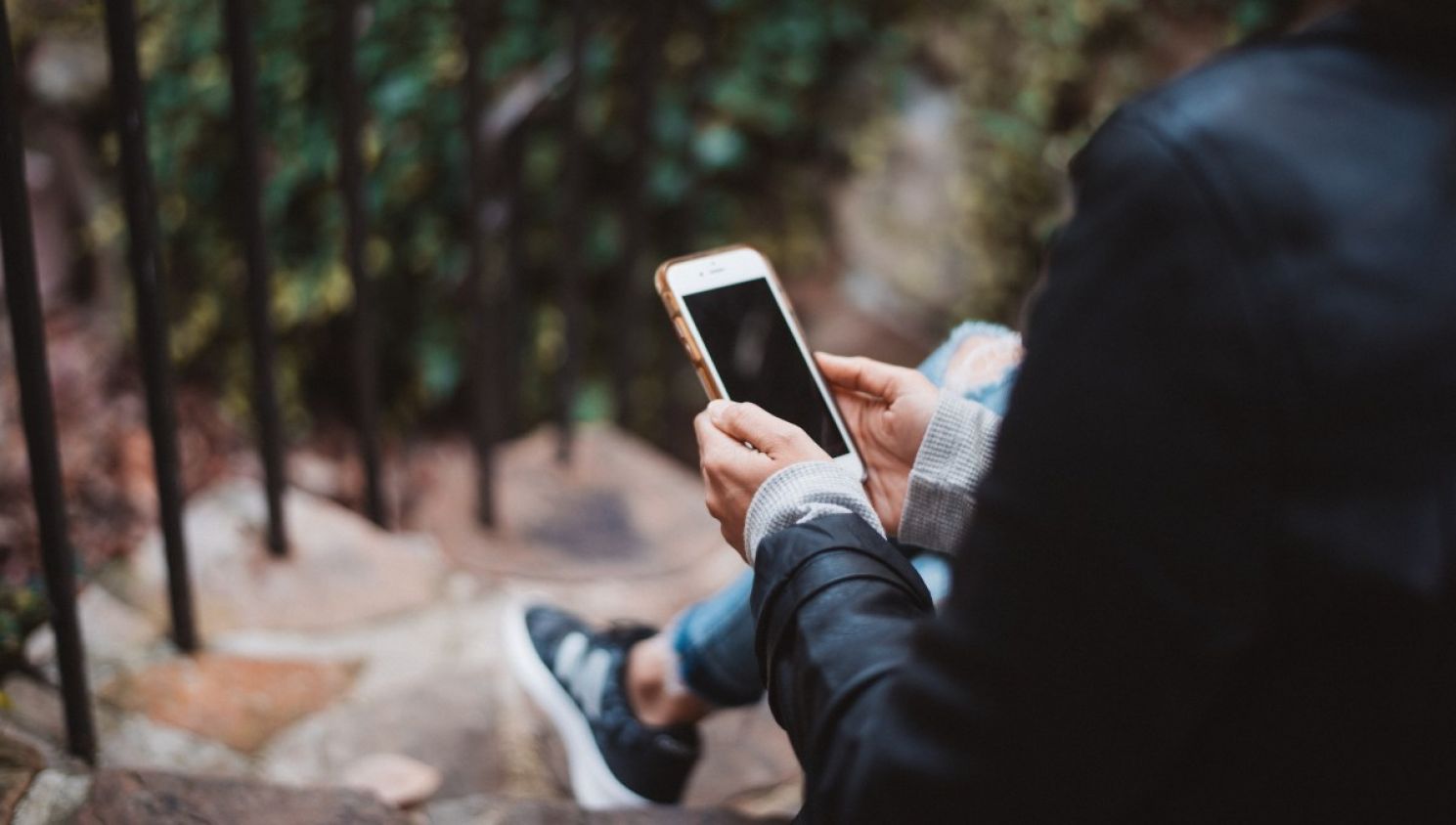 Por quitarle el celular, padre es apuñalado por su hijo de 13 años