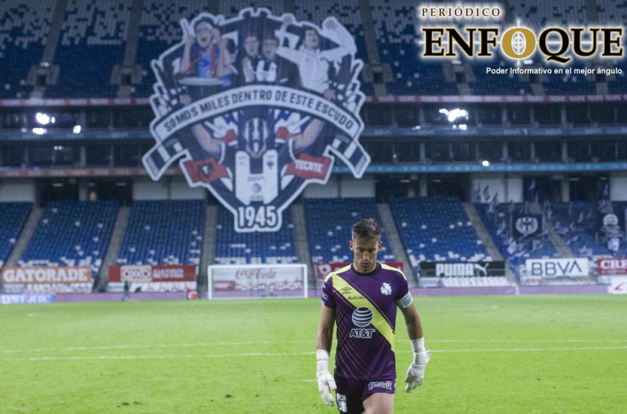 El Club Puebla anuncia la salida de Nicolás Vikonis  