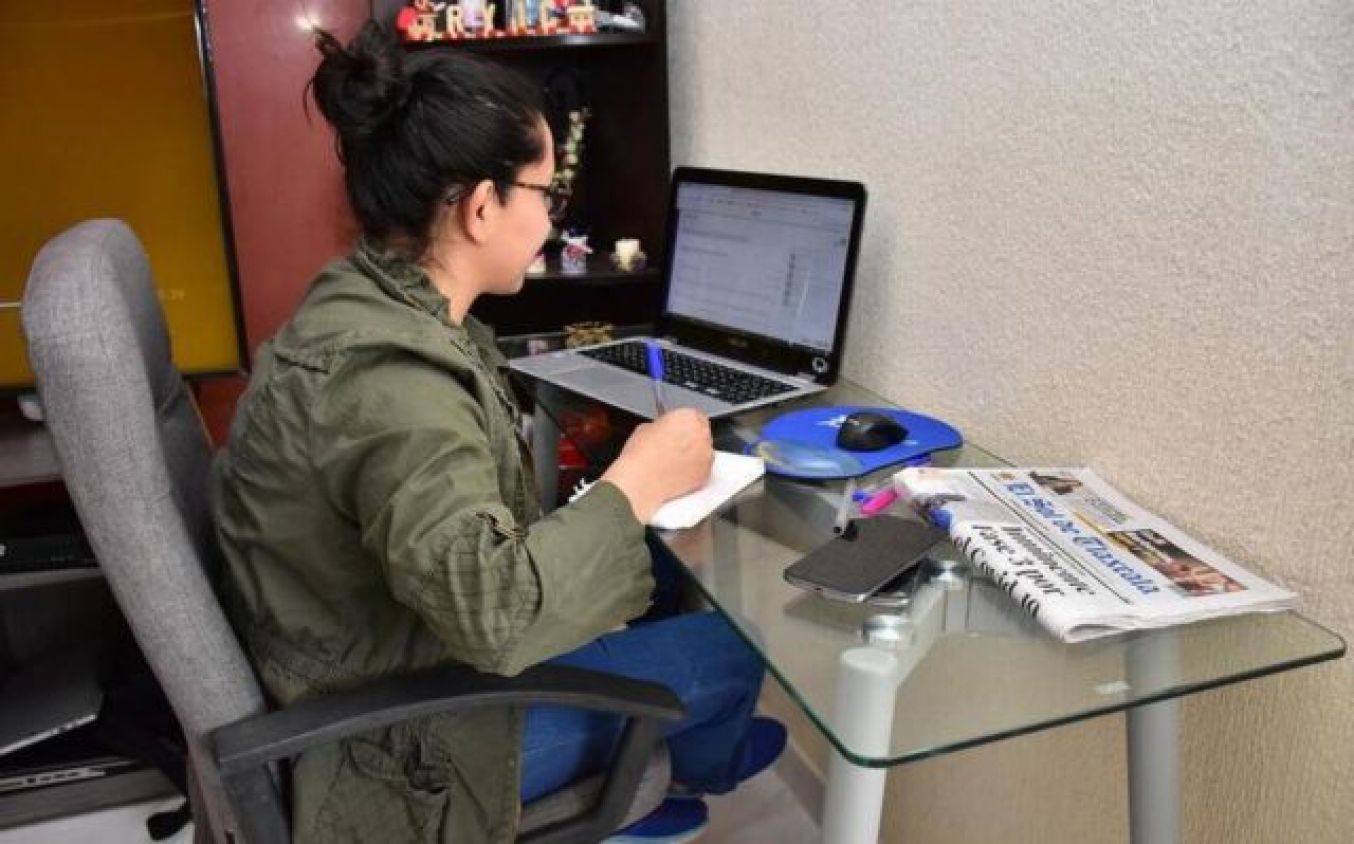 Diputados aprueban que empresas asuman pago de luz e internet en home office