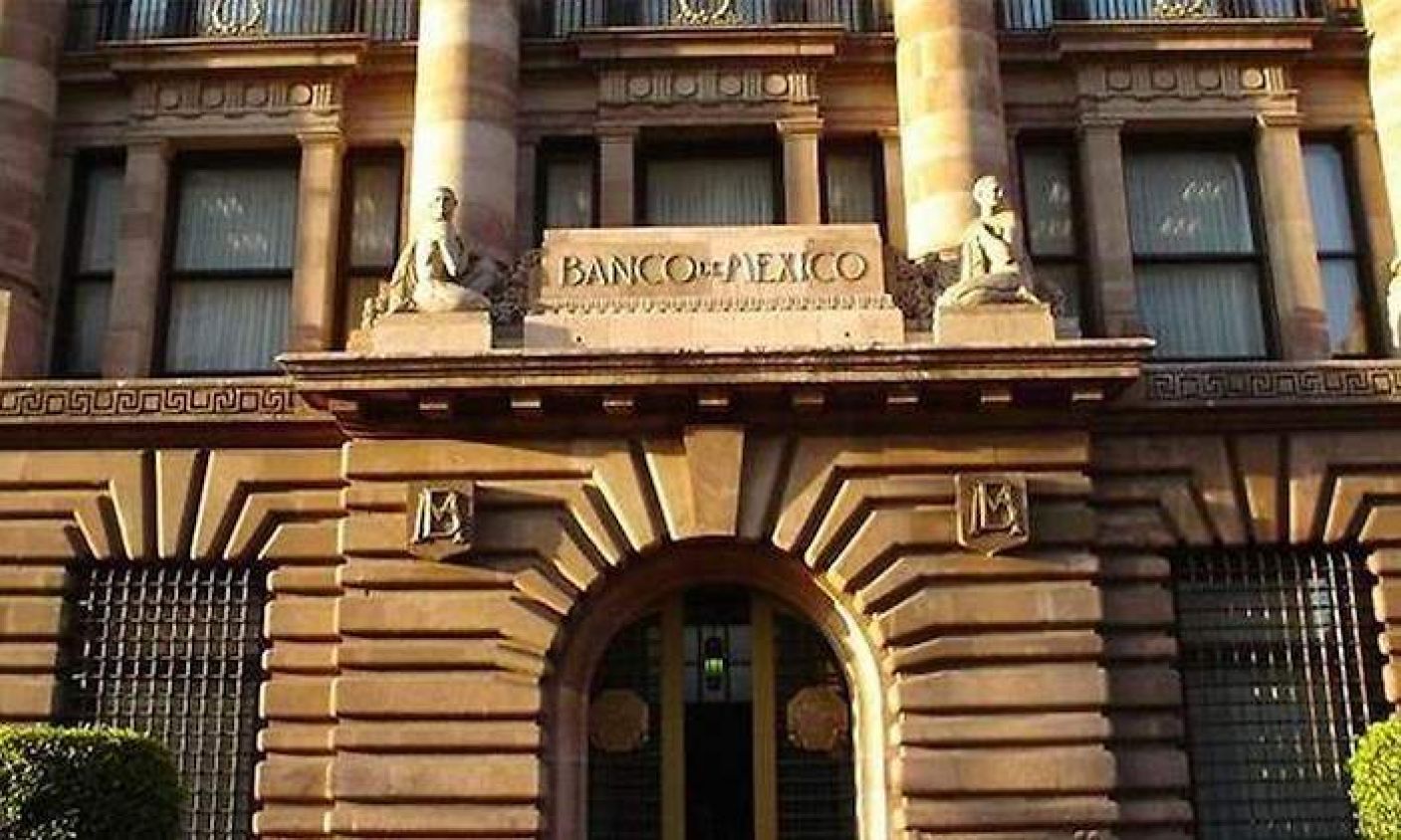 Estamos dispuestos a trabajar con el Congreso un marco legal que respete nuestra autonomía: Banxico