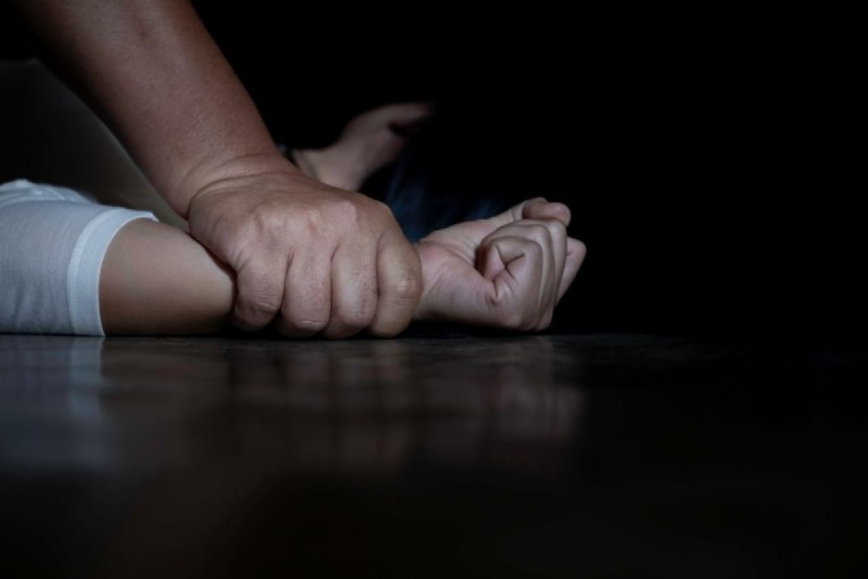 Ingresá al domicilio de su ex y viola a su ex cuñada de 15 años.