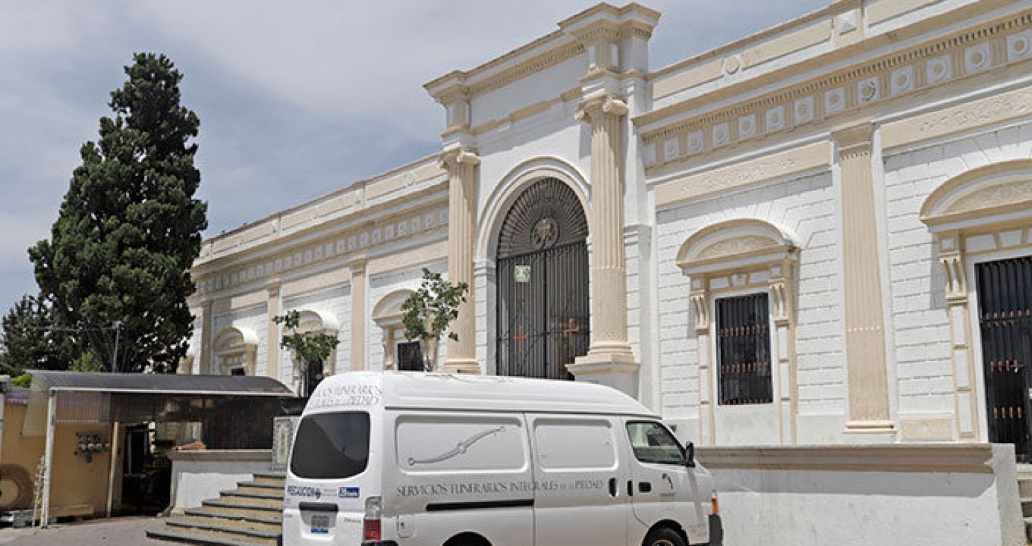 Opera horno del panteón de “La Piedad” con las respectivas medidas sanitarias