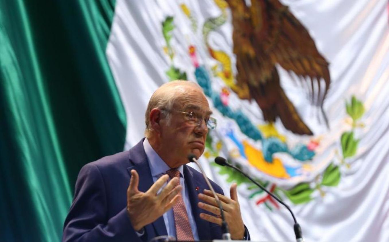 "México tiene un gobierno chiquito", dice Gurría