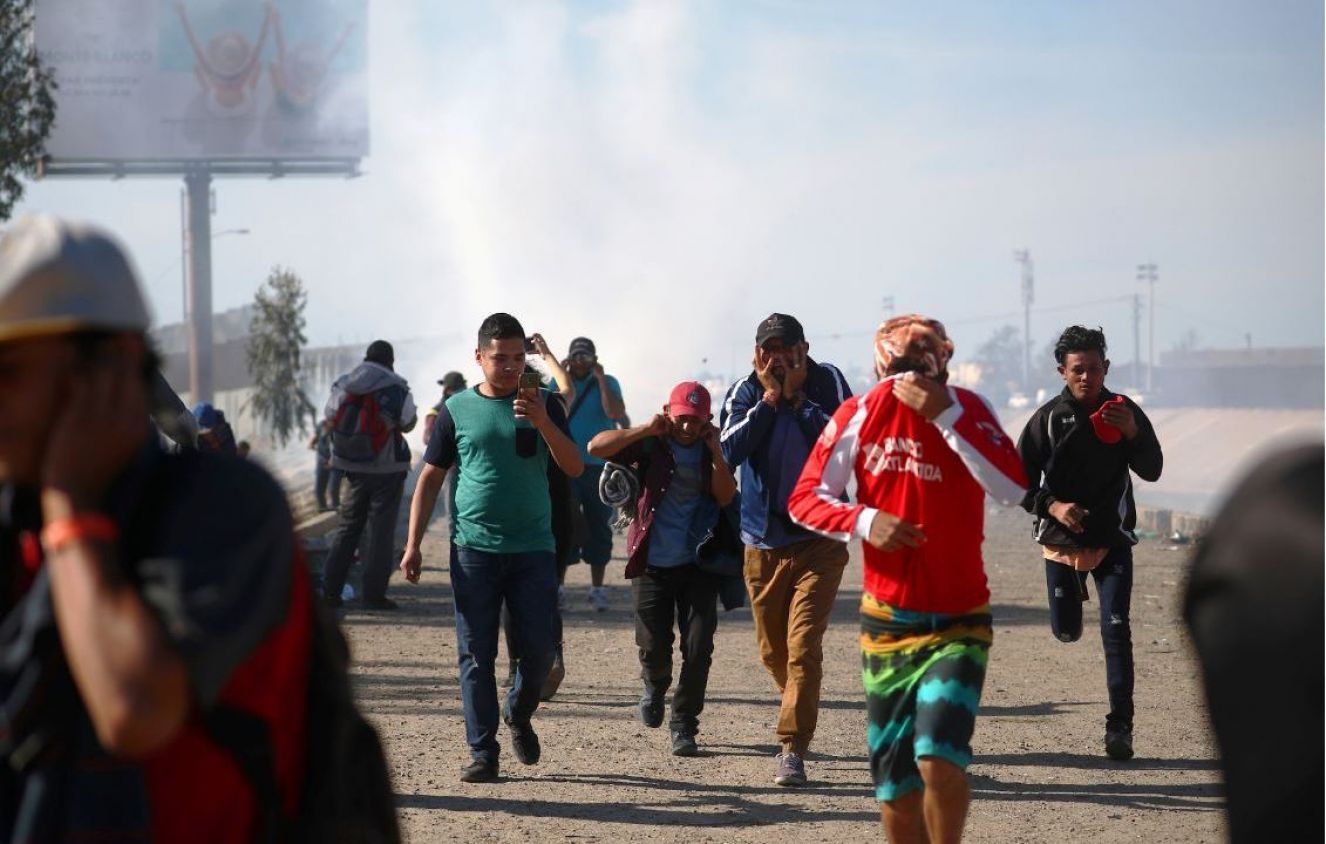 Uso de gases contra migrantes fue un caso aislado, dice López Obrador