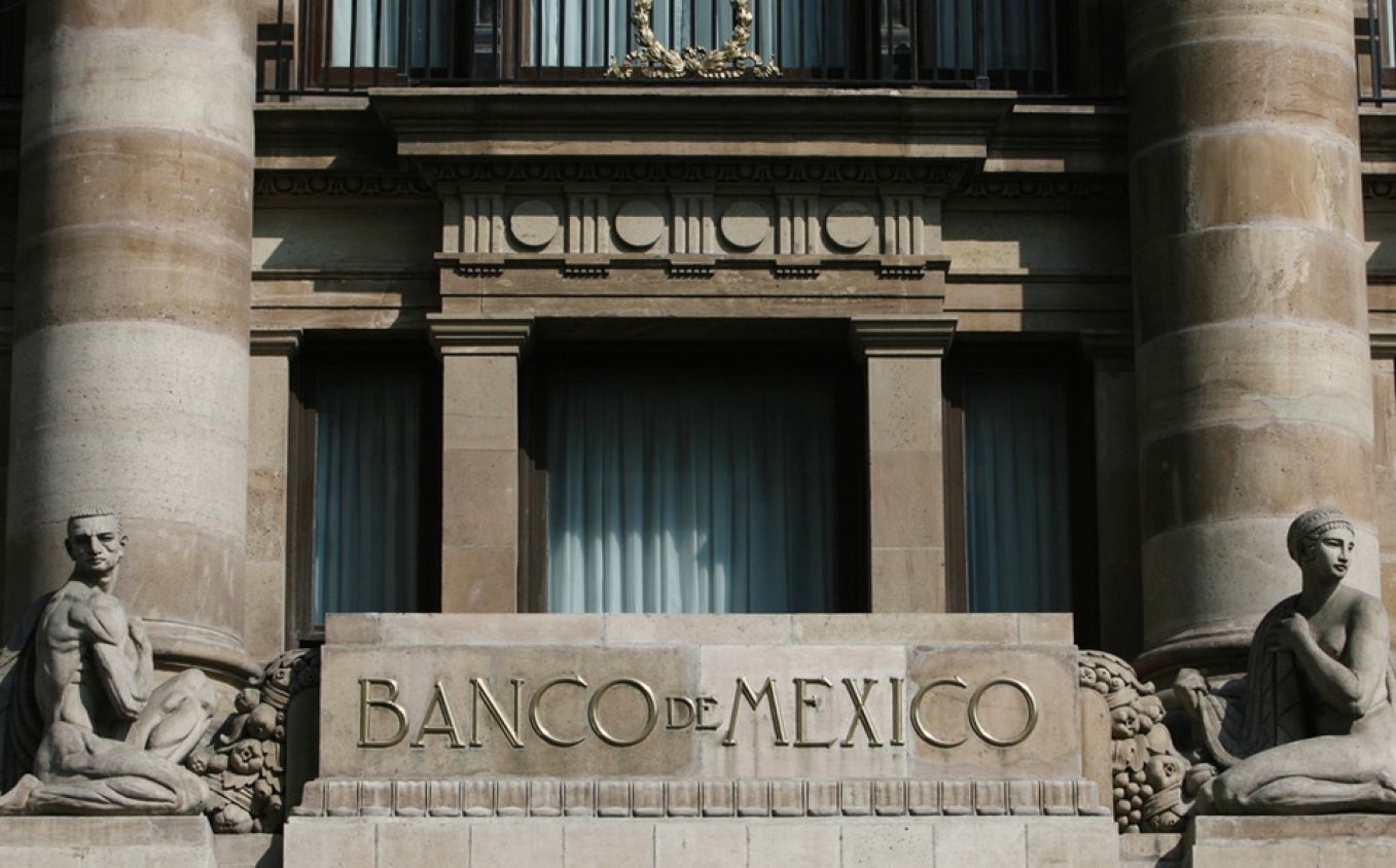 ‘Y otro, otro, otro, otro y otro’: quinto recorte consecutivo del Banxico a la tasa de interés