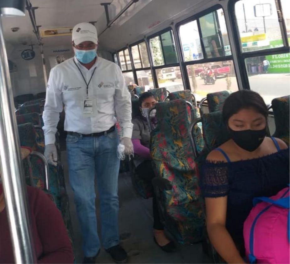 Refuerza SMT operativos de sana distancia en el transporte público de Tecamachalco