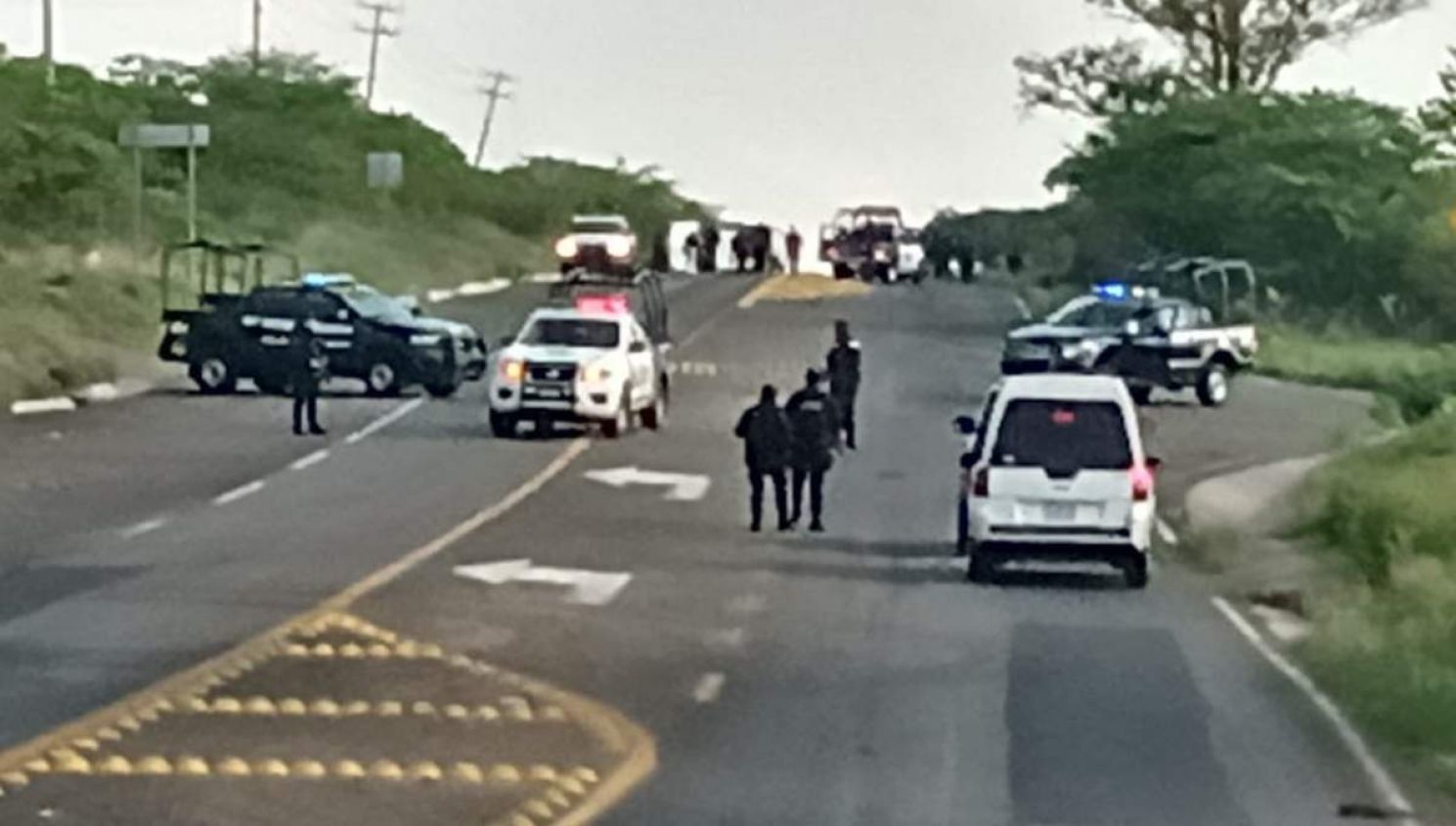 ¡No para violencia en Guanajuato! Ejecutan a tiros a 5 policías, hieren a 2 más