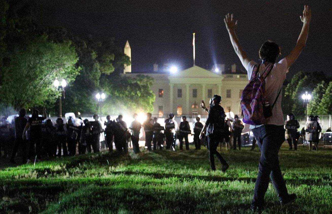 Trump se refugia en búnker de la Casa Blanca tras protestas en Estados Unidos