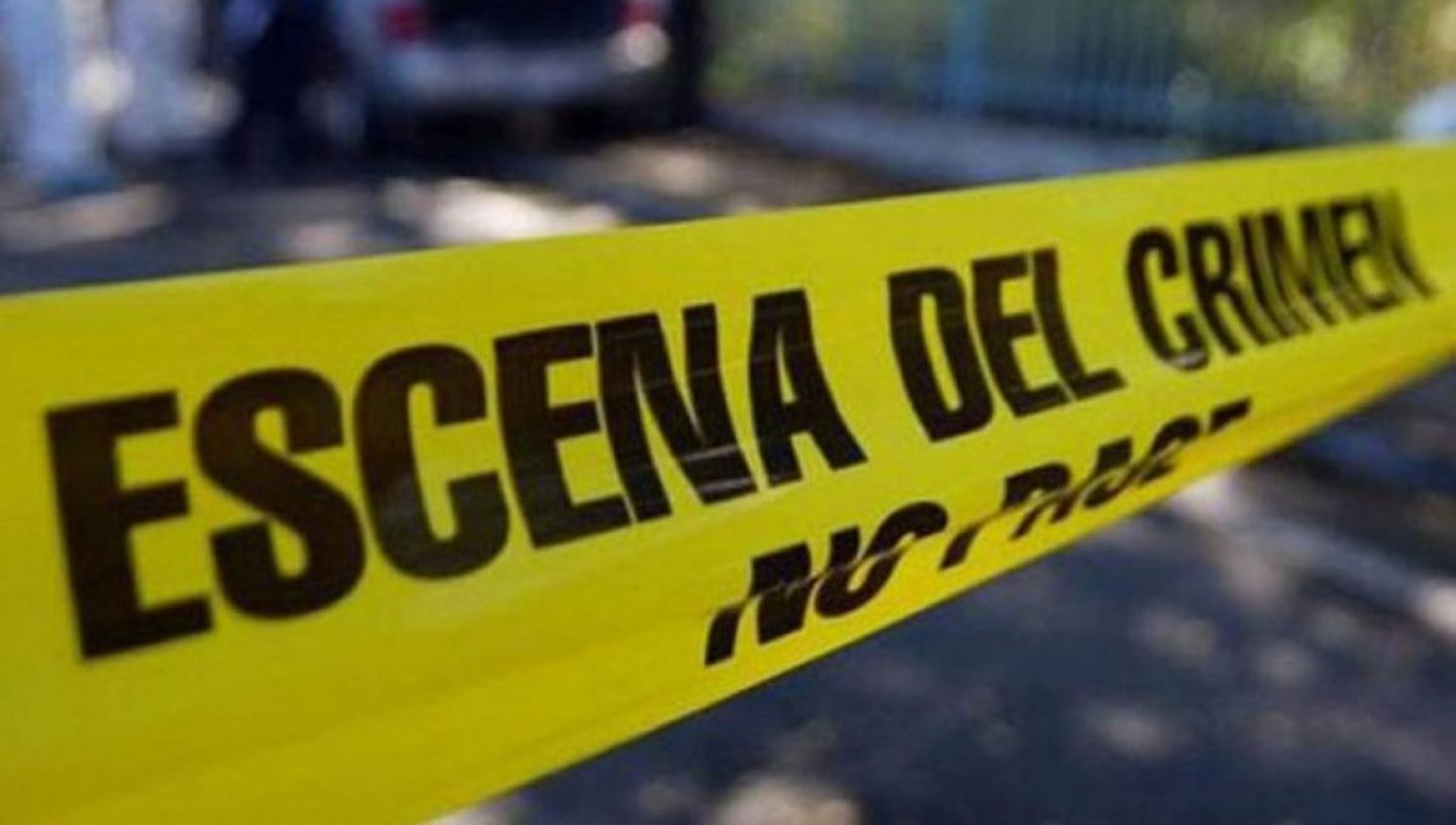 Siniestro crimen: hallan cuerpo sin vida con máscara de “emoji”