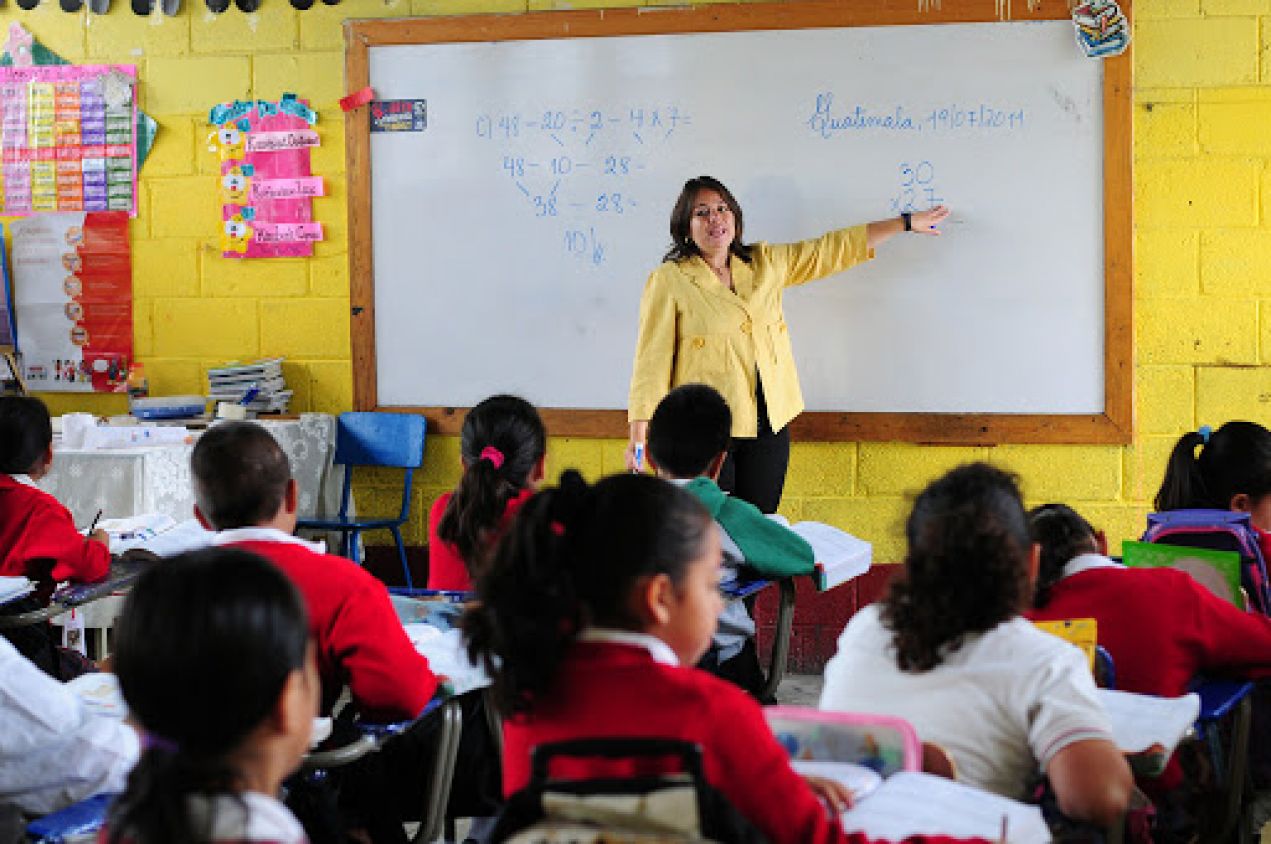 El 9 sí habrá clases, pero 71% son maestras y pueden irse a paro