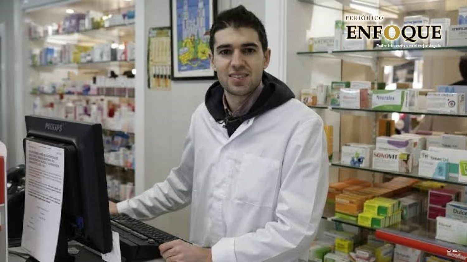 Exjugador del Barcelona ahora vende cubrebocas por Coronavirus