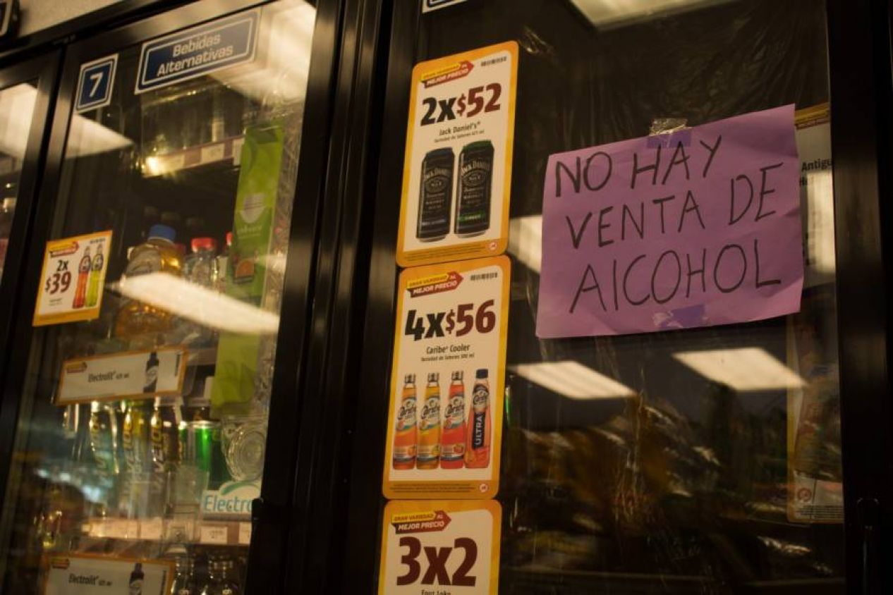 'Confío en que serán responsables', dice gobernador Quirino Ordaz al levantar 'Ley Seca' en Sinaloa