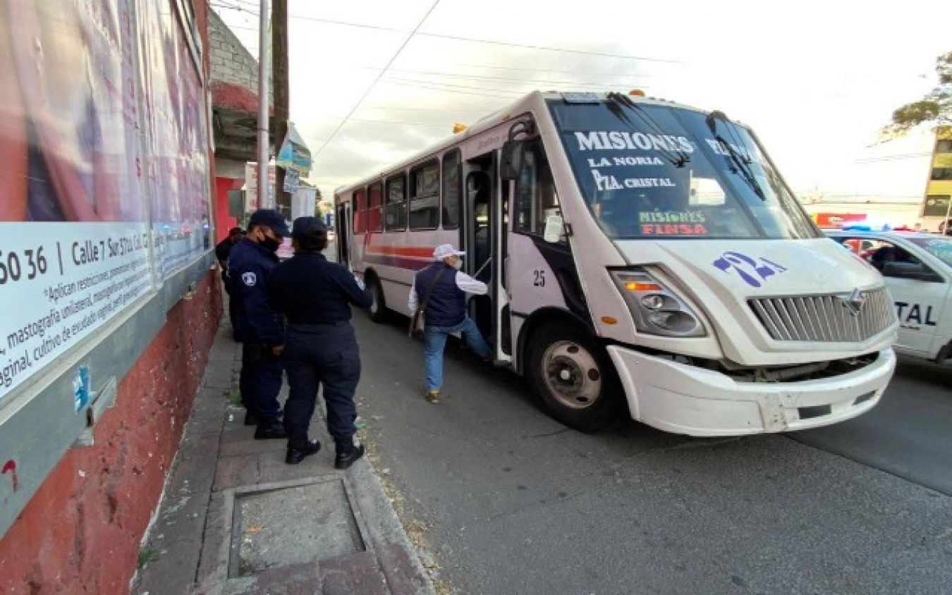 Por operar transporte público pirata, 13 conductores están en prisión; mil 166 han sido detenidos en total