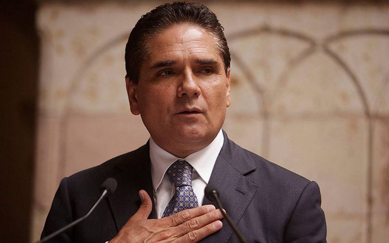 Silvano Aureoles, gobernador de Michoacán, da positivo a COVID-19