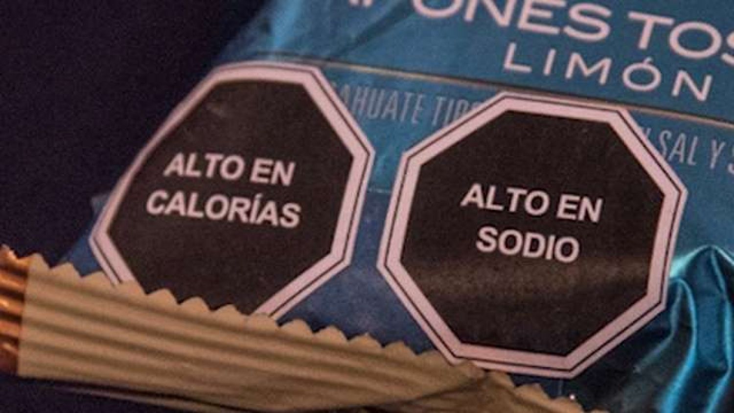 Multas superiores a $700 mil por no usar el nuevo etiquetado