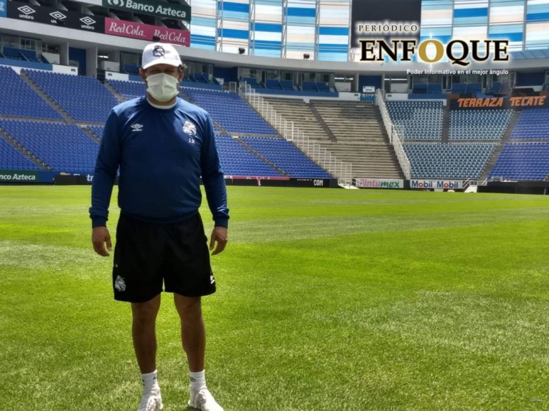 Juan Reynoso terminó molesto tras el empate del Puebla ante Querétaro