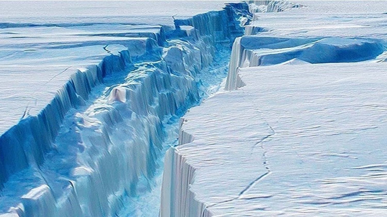 Derretimiento de 2 glaciares en la Antártida podrían sumergir a Venecia