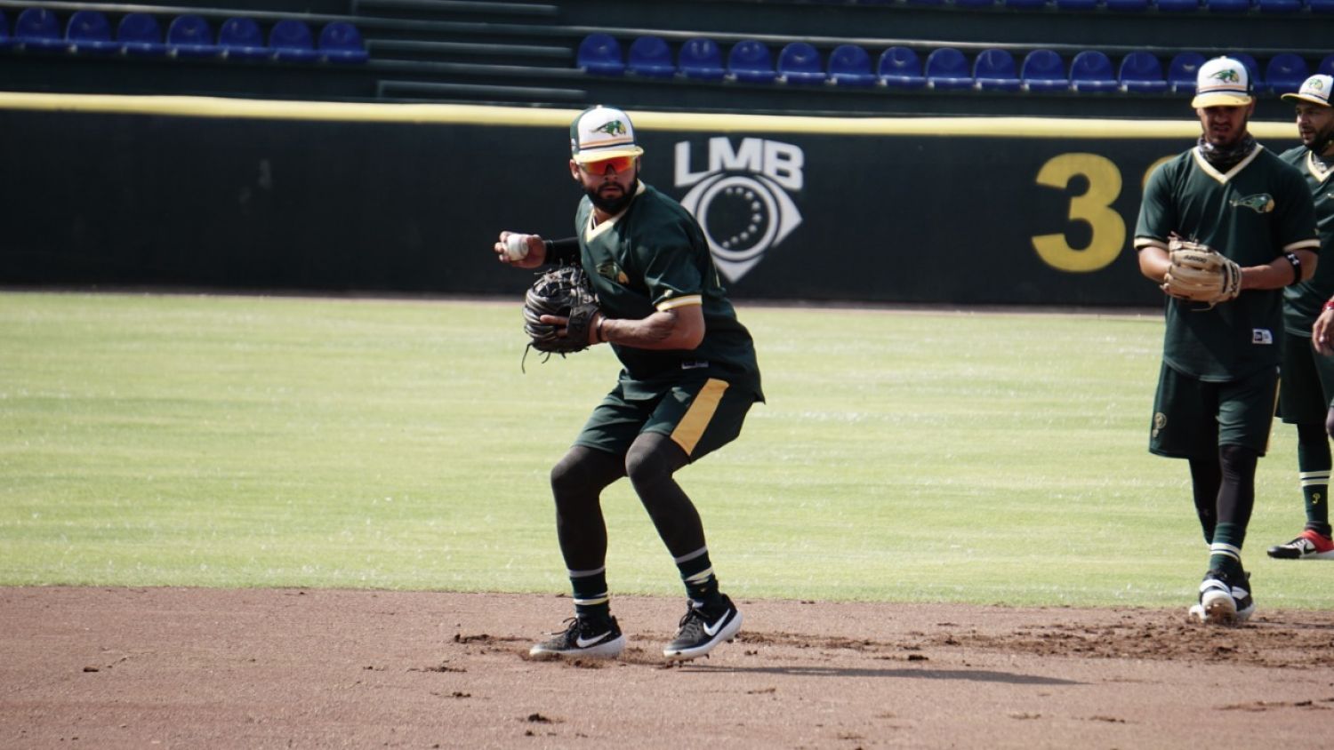 Pericos de Puebla tendrá torpedero extranjero para la nueva campaña 