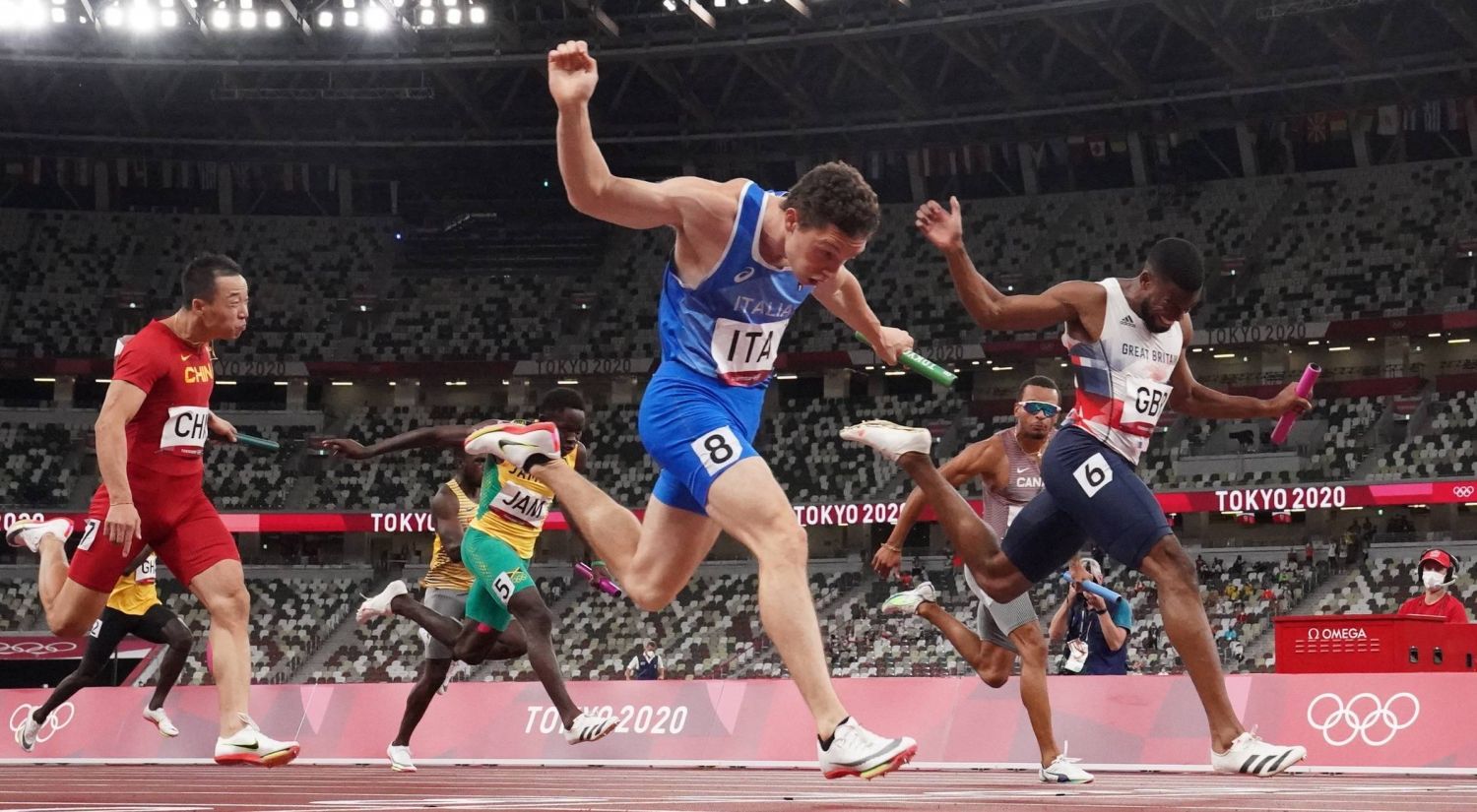 '¡Impresionanti!', Italia se lleva el Oro por una centésima