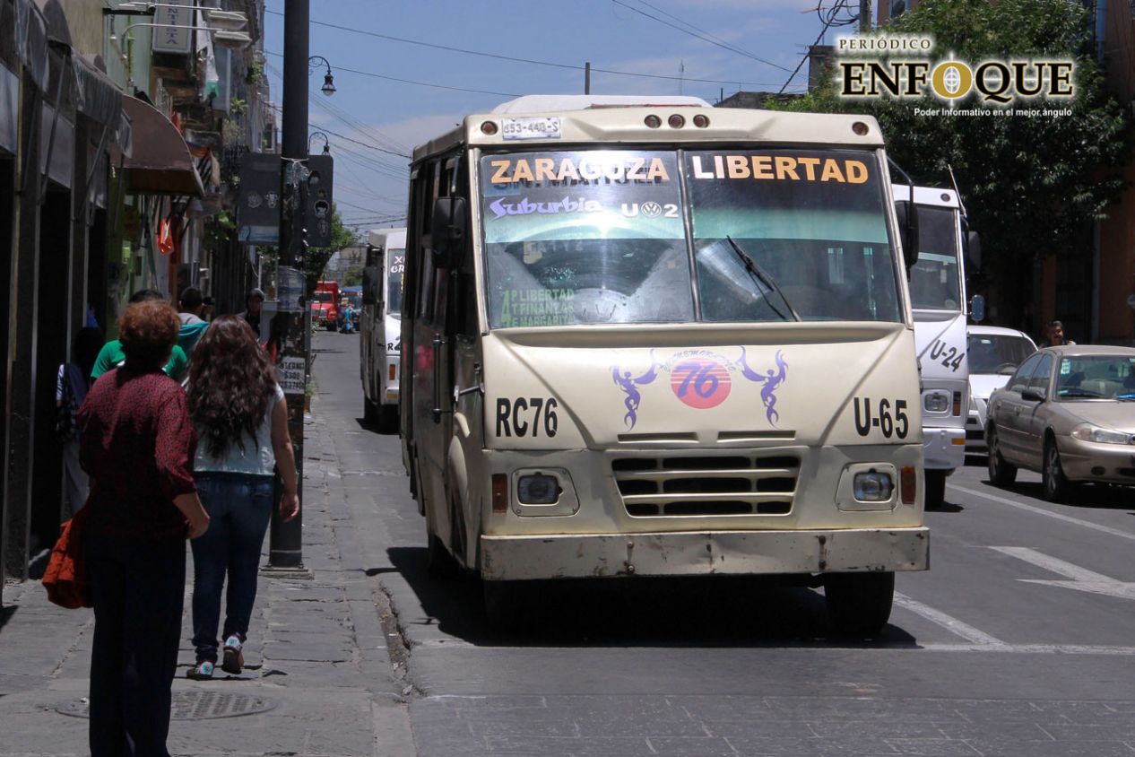 Alcaldesa de Puebla niega aumento en asaltos al transporte público
