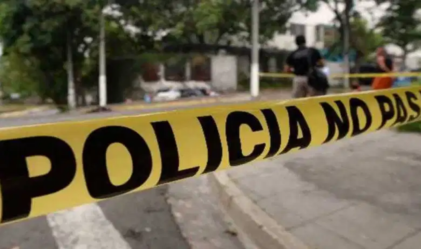 Hallan dos cuerpos emplayados con aparte mensaje en Tepeaca 