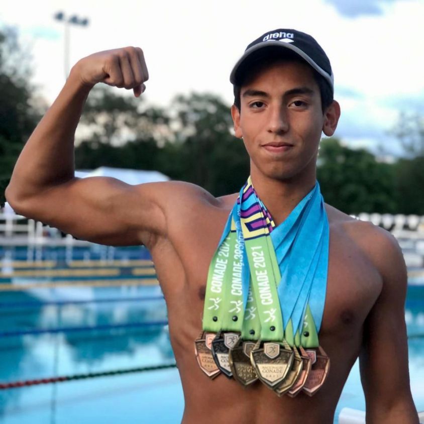 Santiago Blanco, el tritón poblano que apunta a París 2024