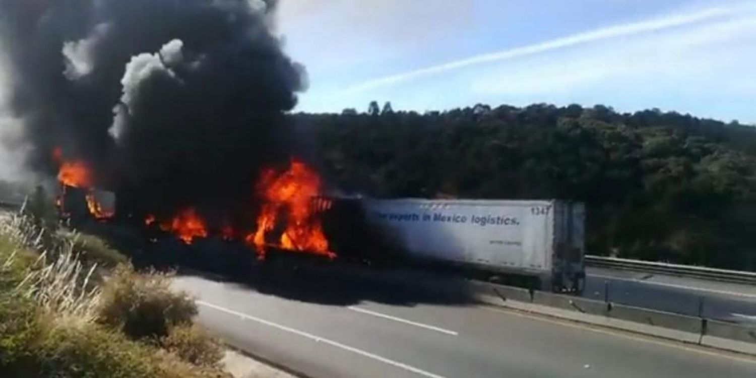 Choque entre tráileres en el Arco Norte deja un muerto y otros más heridos