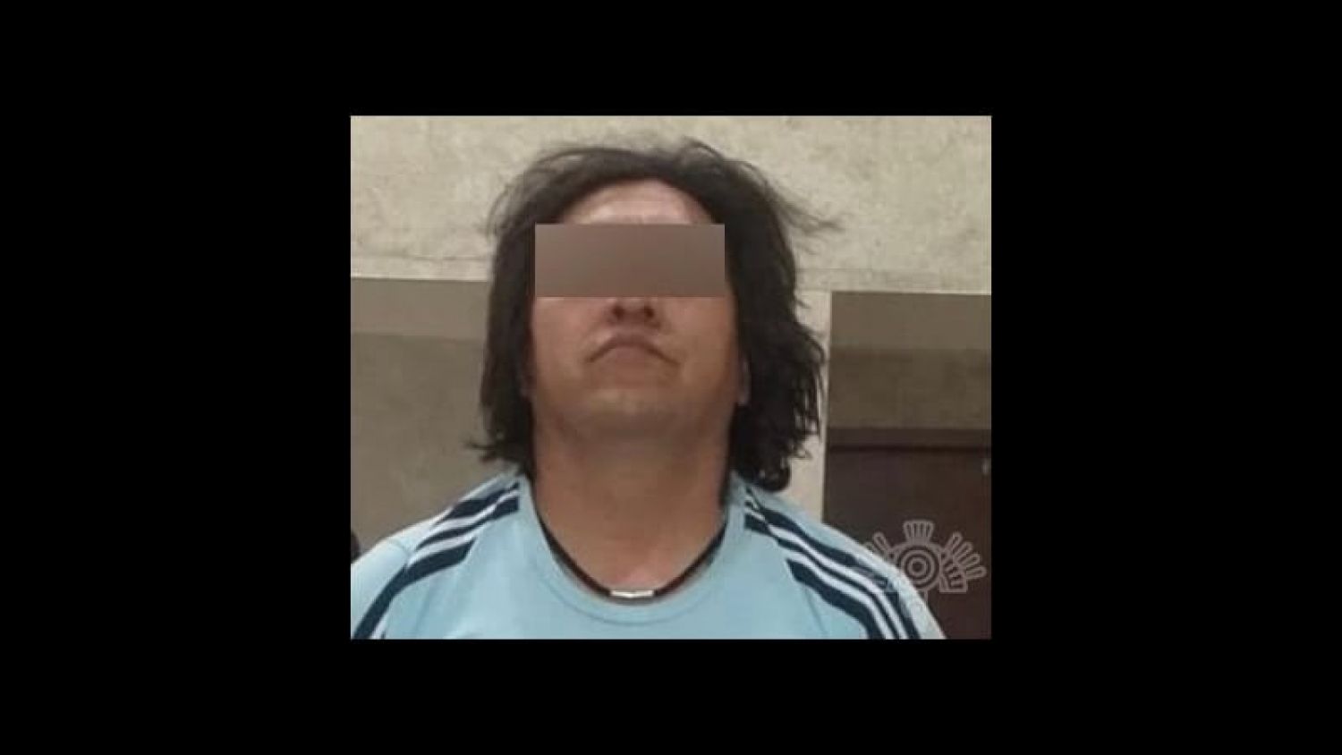 Sujetos detienen a presunto narcomenudista mientras comía en restaurante en Bulevar Norte